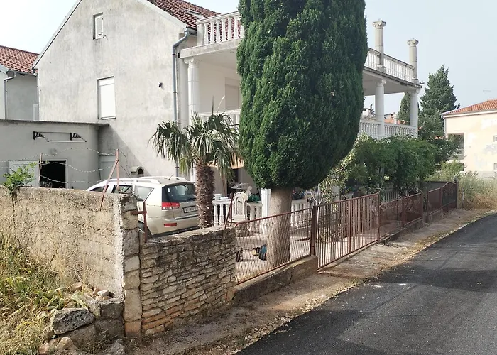 Διαμέρισμα Robi *